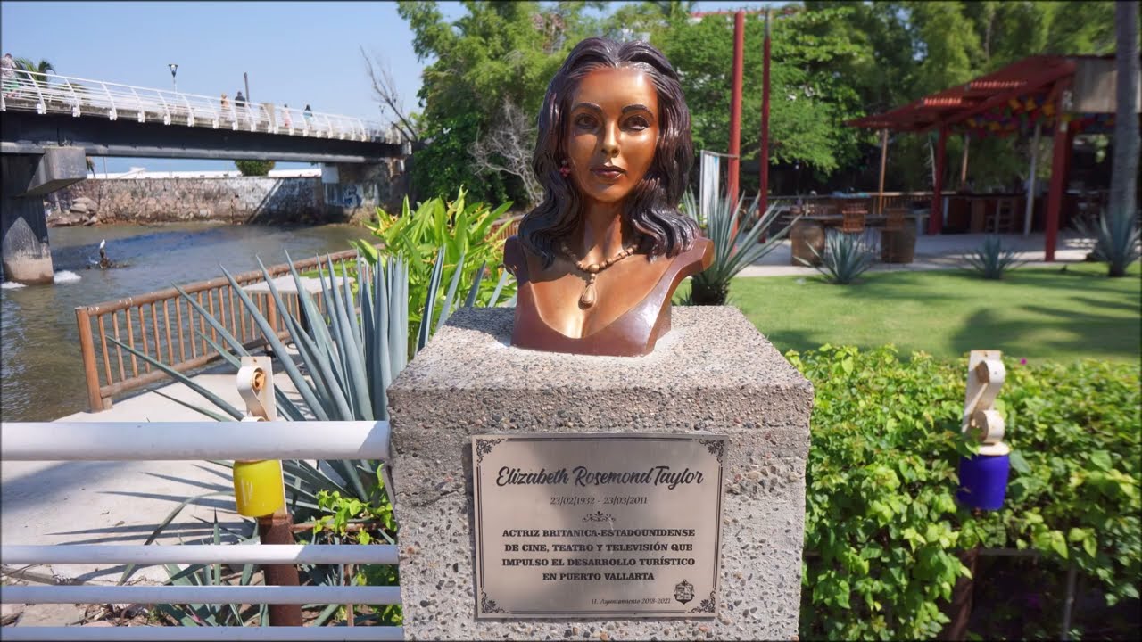 Visit Puerto Vallarta Isla Cuale Park Travel Photo Guide Travel Video.
