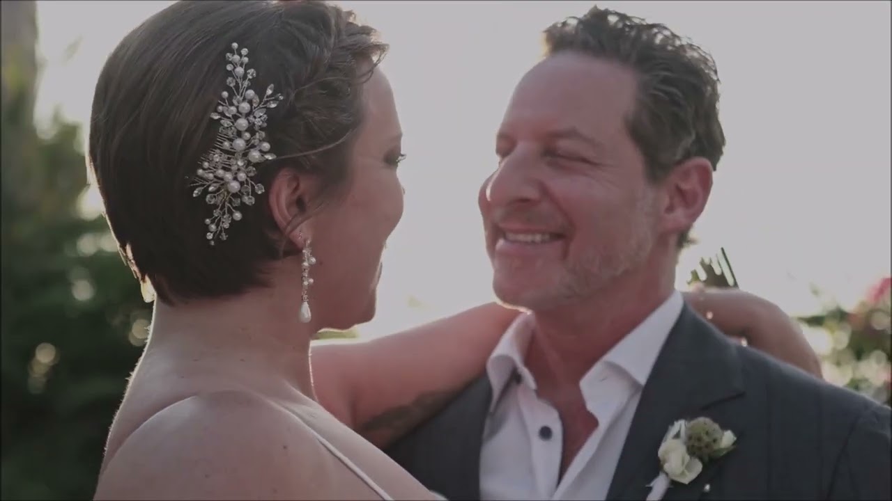 You want a Destination Wedding & Honeymoon in Puerto Vallarta Wedding Video & Photo