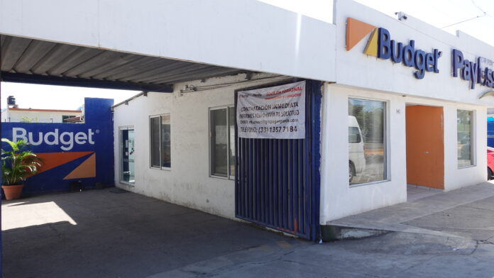 Where to rent reliable cars for Puerto Vallarta sightseeing.