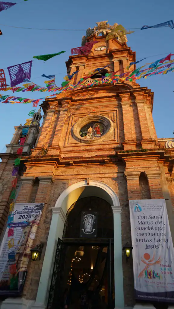 Discover Puerto Vallarta Ultimate Travel Guide