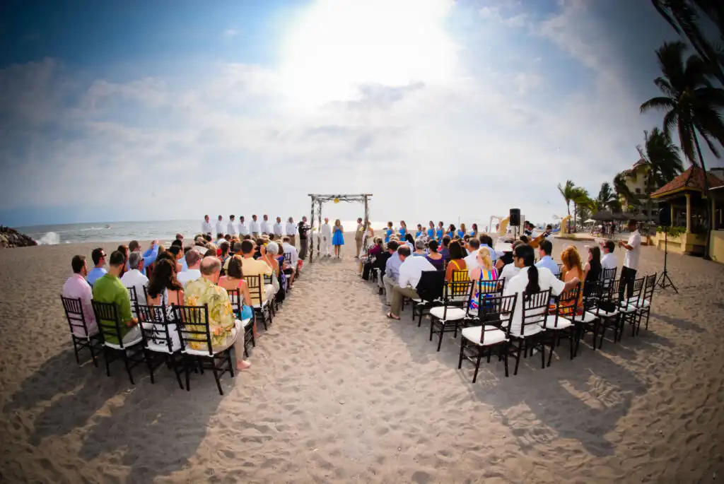 ROMANTIC DESTINATION WEDDING PUERTO VALLARTA