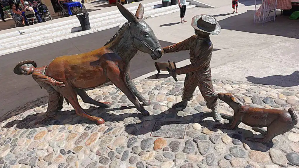 A Tour of Puerto Vallarta Iconic Statues