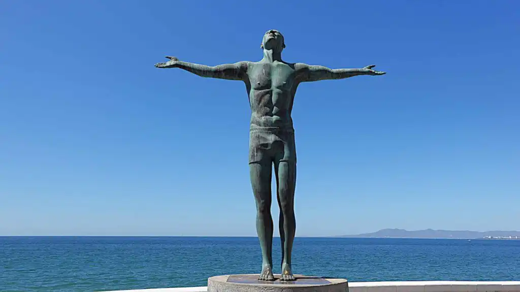 Ultimate Travel Guide Puerto Vallarta Malecón