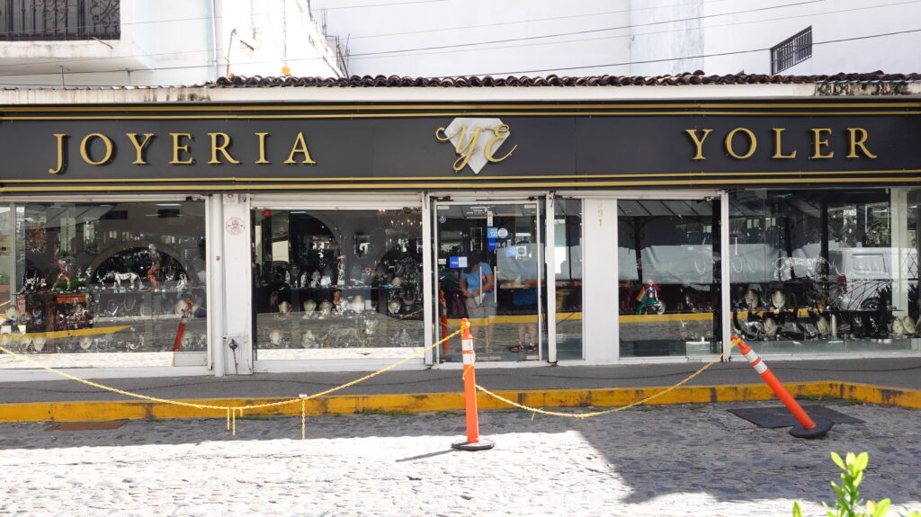 Buying Silver Jewelry