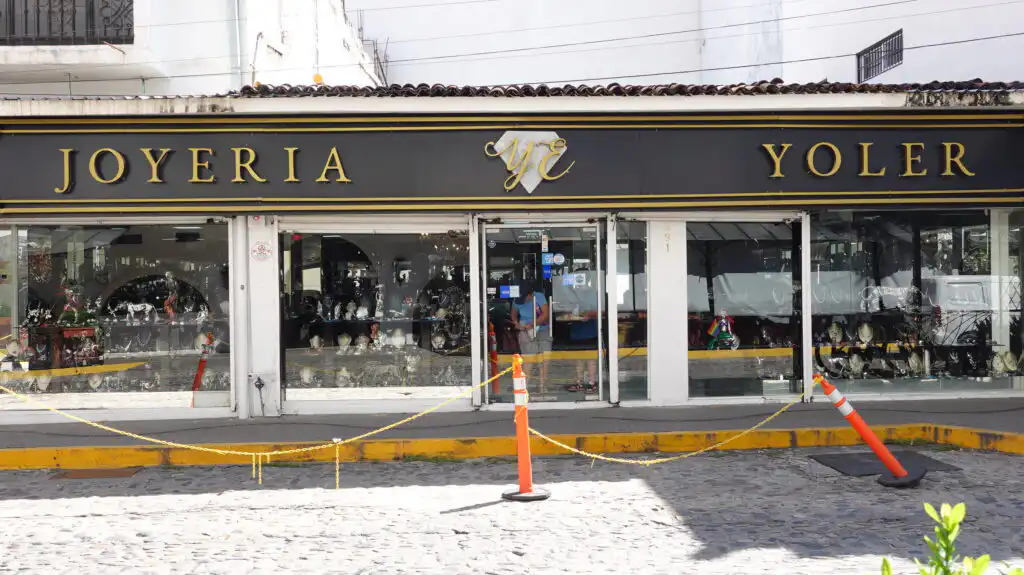 Buying Silver Jewelry