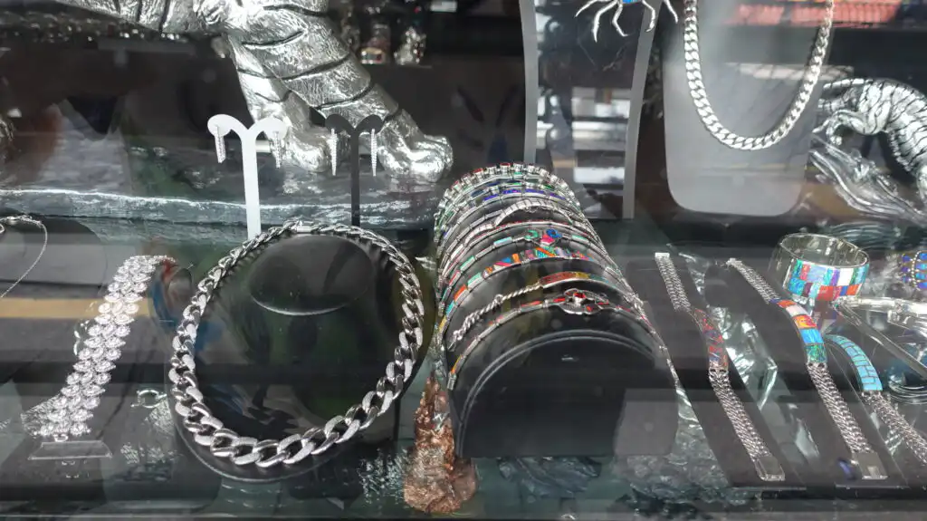 Buying Silver Jewelry