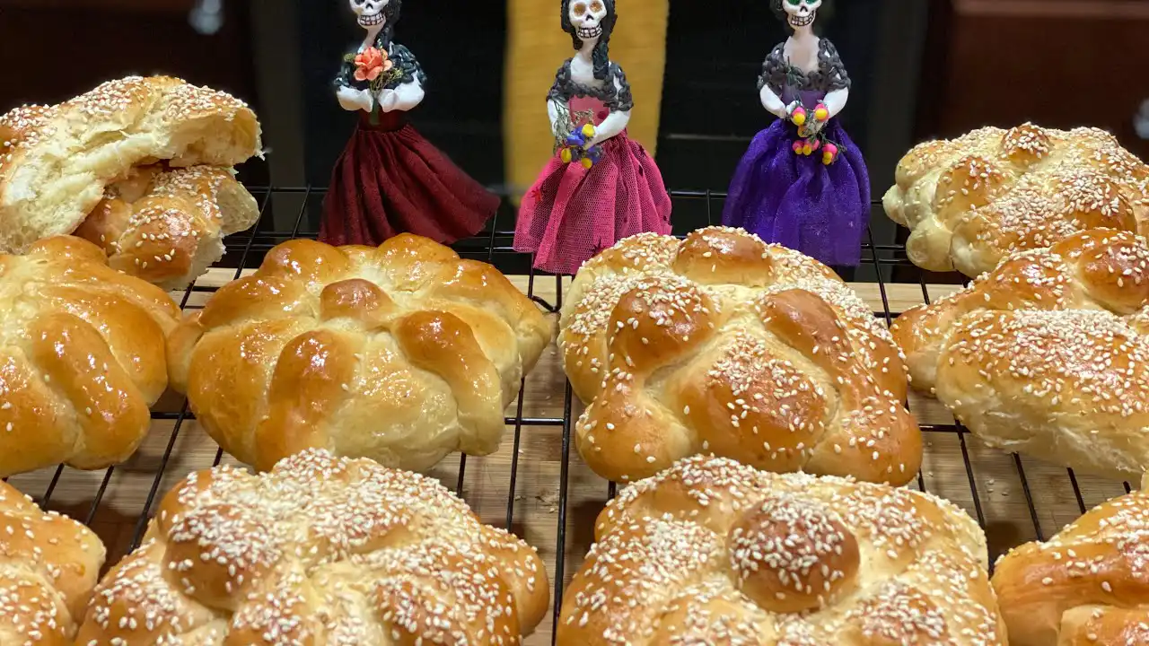 Sesame Bread of the Dead