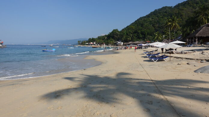 Las Ánimas Beach via Boca de Tomatlan Trail