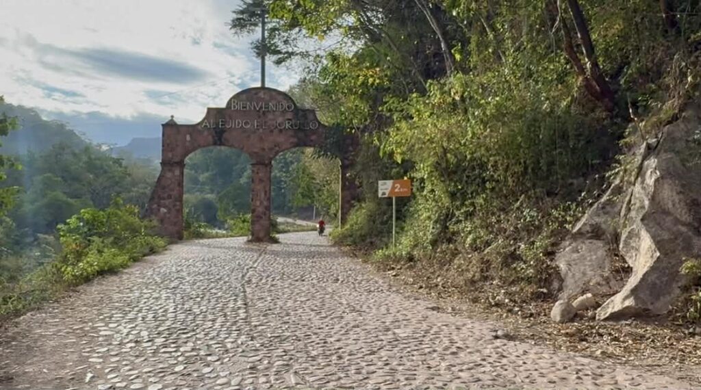 Puerto Vallarta Hike El Salto Waterfall 