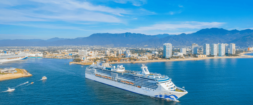 Elite Cruise Lines Anchor in Puerto Vallarta