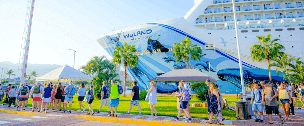 Elite Cruise Lines Anchor in Puerto Vallarta