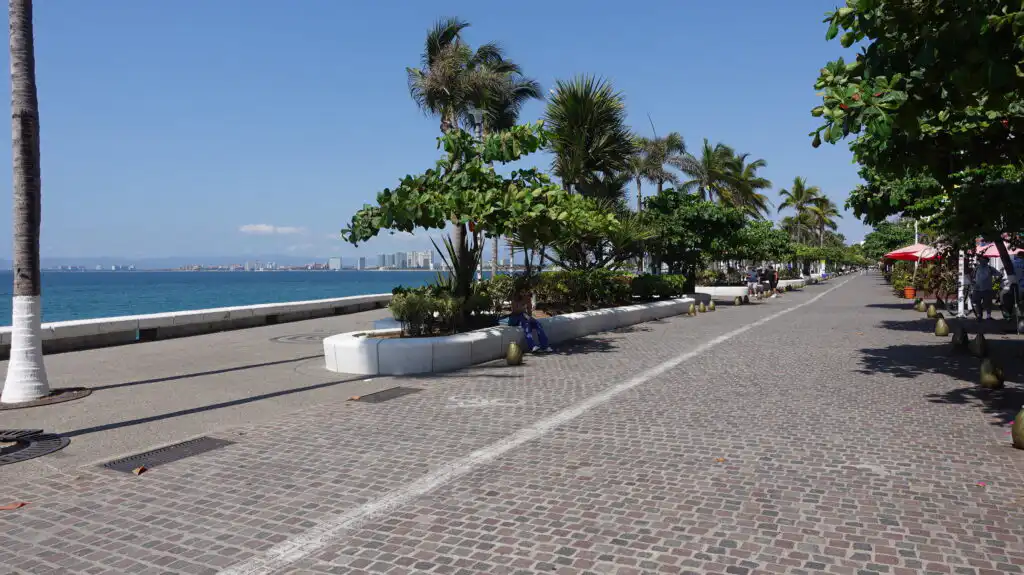 Puerto Vallarta Summer Weather & Rainy Season Puerto Vallarta Malecon
