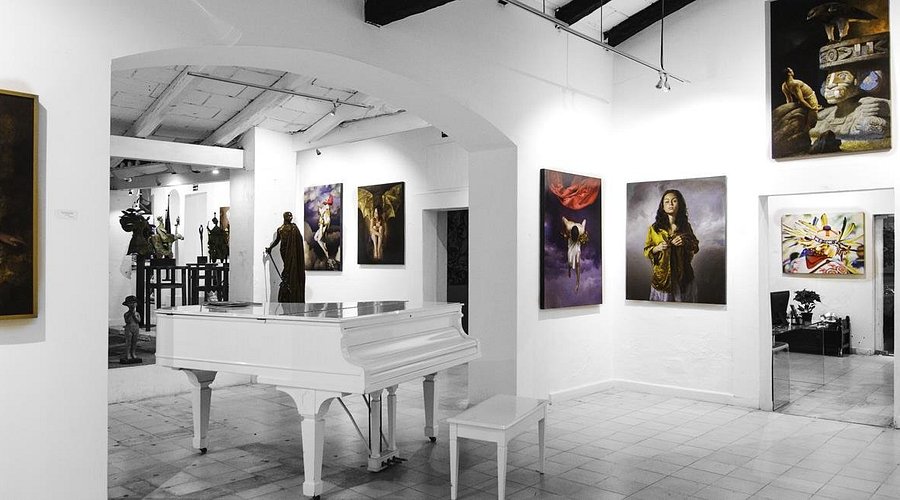 The Complete Puerto Vallarta Art Guide