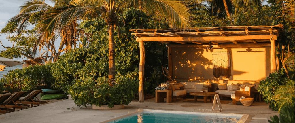 Women Traveling Puerto Vallarta.