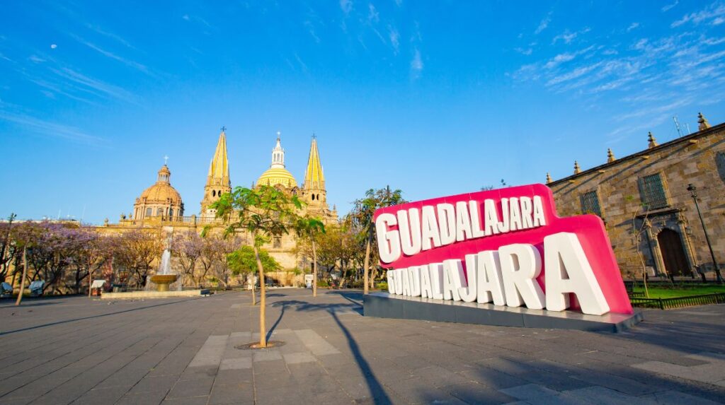 Tourism Montreal - Guadalajara Corridor