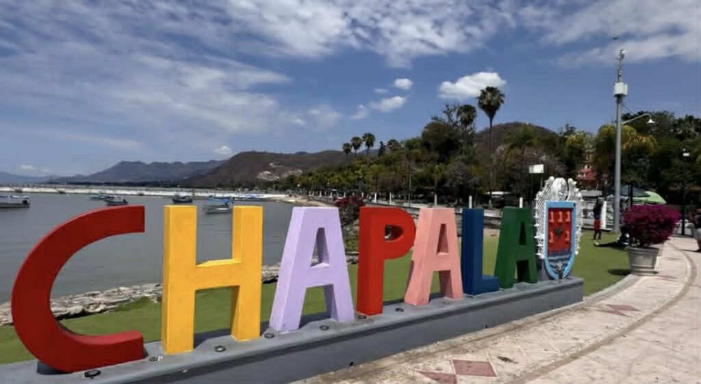 Discover Chapala