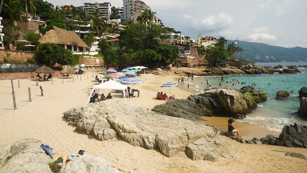 Puerto Vallarta Playa Amapas - Conchas Chinas