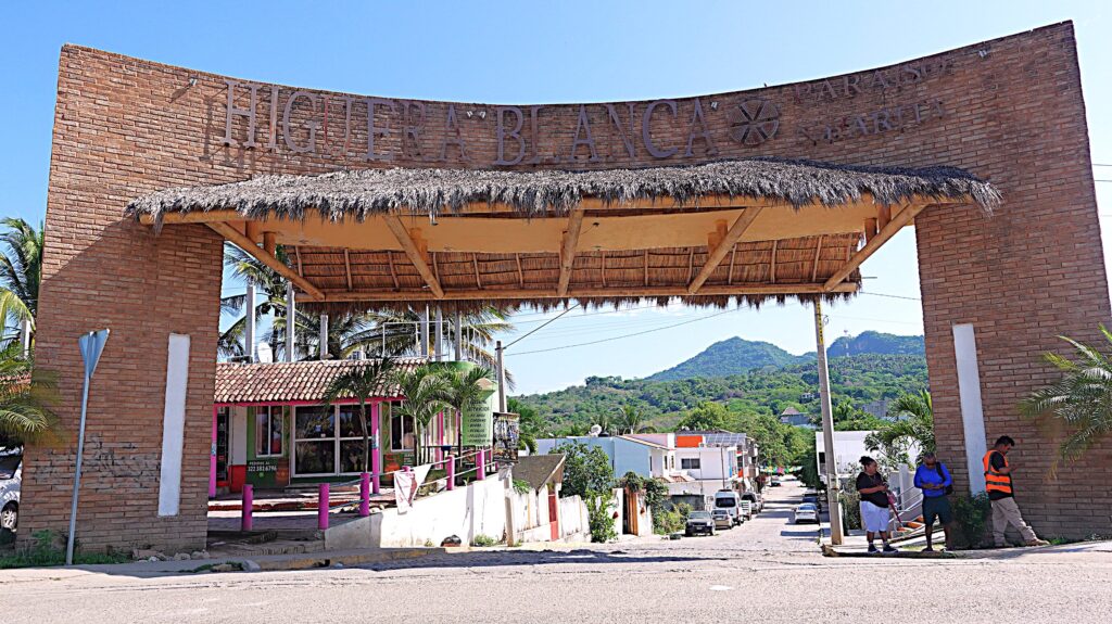 Litibú - Higuera Blanca Beach